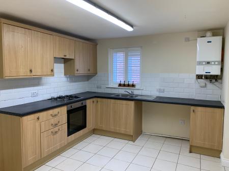 2 bedroom Detached house to let in Albert Street, Spalding, PE11