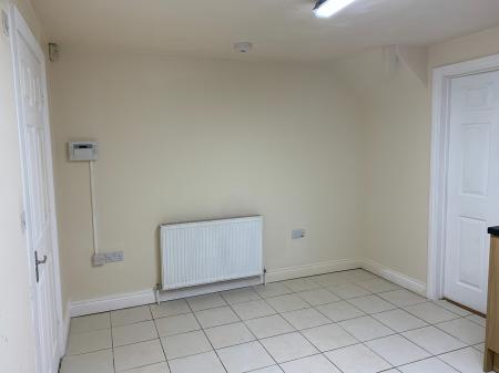 2 bedroom Detached house to let in Albert Street, Spalding, PE11