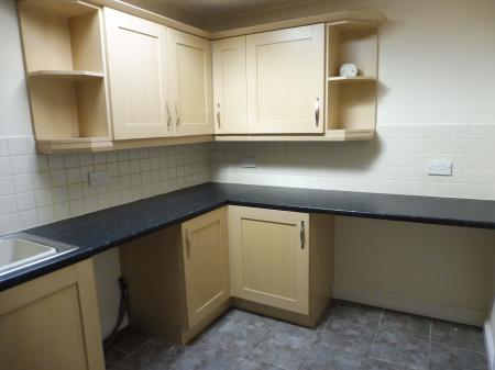 2 bedroom Flat to let in High Street, Gosberton, PE11