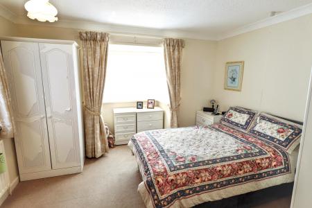 1 bedroom Ground floor flat for sale in Leiden Fields, Spalding, PE11