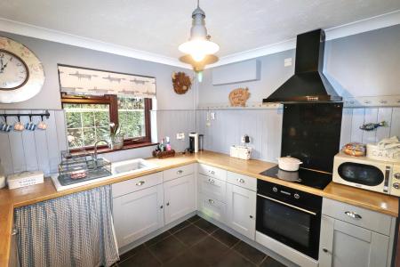 3 bedroom Detached house for sale in Roman Bank, Holbeach Bank, PE12