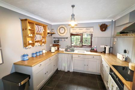 3 bedroom Detached house for sale in Roman Bank, Holbeach Bank, PE12