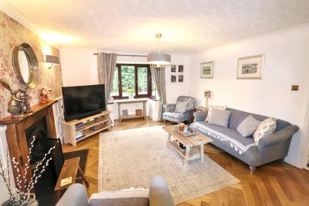 3 bedroom Detached house for sale in Roman Bank, Holbeach Bank, PE12
