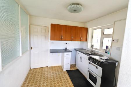2 bedroom Detached bungalow for sale in Cathedral Drive, Spalding, PE11