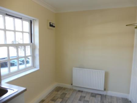 2 bedroom Maisonette to let in Church Street, Spalding, PE11