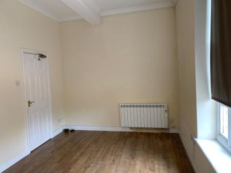 1 bedroom Flat to let in High Street, Spalding, PE11
