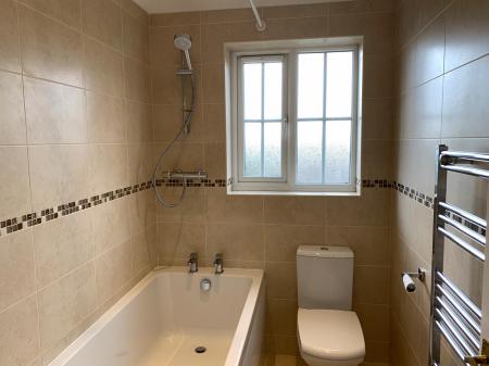 2 bedroom Semi-detached house to let in Bourne Road, Pode Hole, PE11