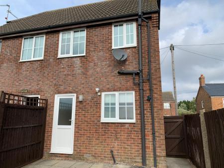 2 bedroom Semi-detached house to let in Bourne Road, Pode Hole, PE11