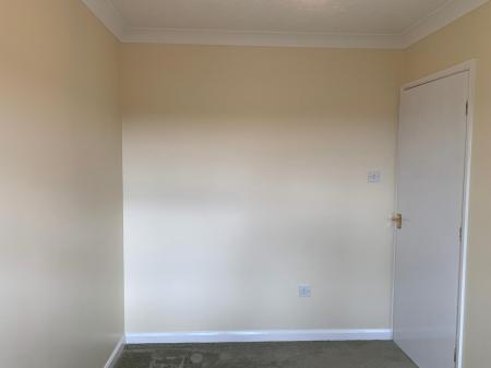 2 bedroom Semi-detached house to let in Bourne Road, Pode Hole, PE11