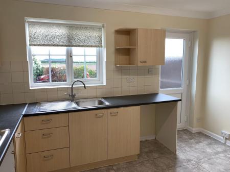 2 bedroom Semi-detached house to let in Bourne Road, Pode Hole, PE11