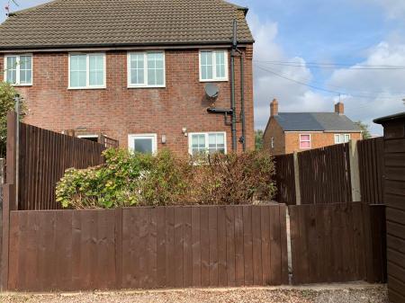 2 bedroom Semi-detached house to let in Bourne Road, Pode Hole, PE11