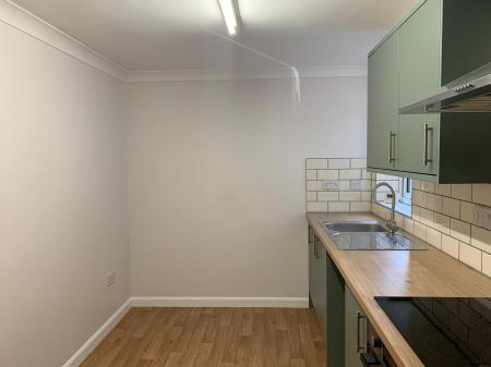 2 bedroom Flat to let in Brayfields, Pinchbeck, PE11