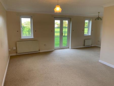 2 bedroom Flat to let in Brayfields, Pinchbeck, PE11