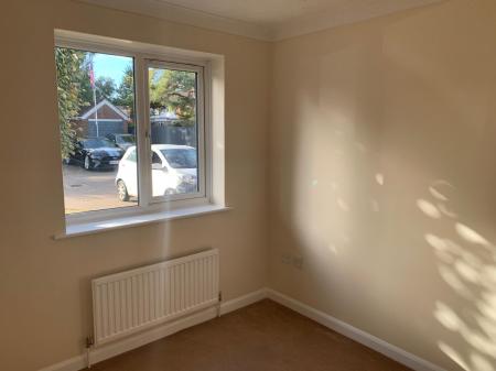 2 bedroom Flat to let in Brayfields, Pinchbeck, PE11