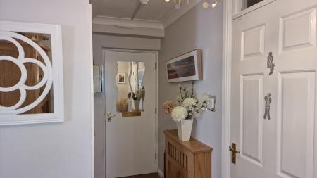 1 bedroom Retirement property for sale in Station Road, SM2