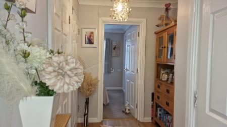 1 bedroom Retirement property for sale in Station Road, SM2