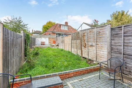 2 bedroom Terraced House for sale in Oakhill Road, Sutton, SM1