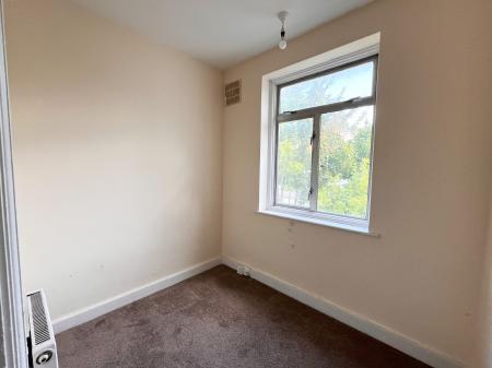 4 bedroom Semi-detached house for sale in Stanley Park Road, Carshalton, SM5