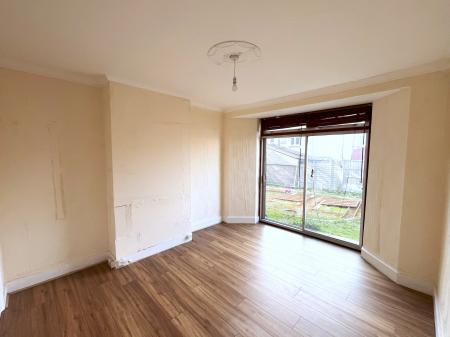 4 bedroom Semi-detached house for sale in Stanley Park Road, Carshalton, SM5