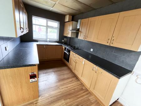 4 bedroom Semi-detached house for sale in Stanley Park Road, Carshalton, SM5