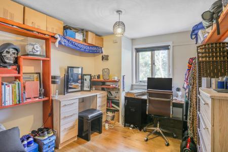 4 bedroom Terraced House for sale in The Green, Wallington, SM6