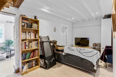 4 bedroom Terraced House for sale in The Green, Wallington, SM6