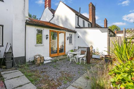 4 bedroom Terraced House for sale in The Green, Wallington, SM6