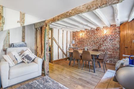 4 bedroom Terraced House for sale in The Green, Wallington, SM6