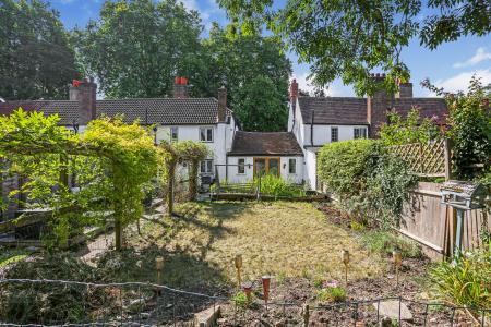 4 bedroom Terraced House for sale in The Green, Wallington, SM6