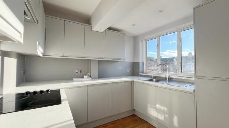 3 bedroom Terraced House for sale in Lynmouth Avenue, Morden, SM4