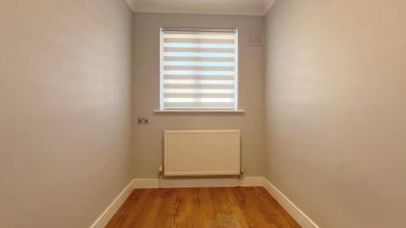 3 bedroom Terraced House for sale in Lynmouth Avenue, Morden, SM4