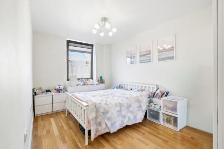 2 bedroom Flat for sale in High Street, Sutton, SM1