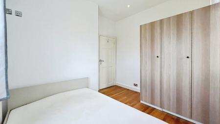 3 bedroom Terraced House for sale in Gander Green Lane, Sutton, SM1