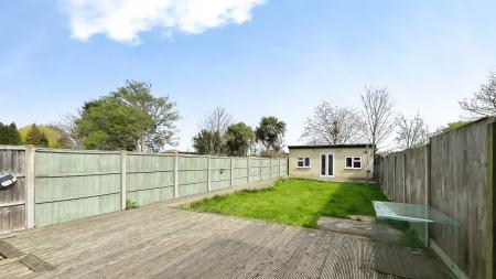 3 bedroom Terraced House for sale in Gander Green Lane, Sutton, SM1