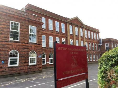 3 bedroom Terraced House to let in Alexandra Avenue, Sutton, SM1