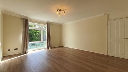 Beddington Gardens, Wallington, SM6