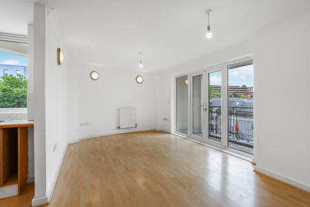 2 bedroom Flat for sale in 32 West Street, Sutton, SM1