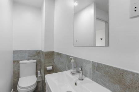 2 bedroom Flat for sale in 32 West Street, Sutton, SM1