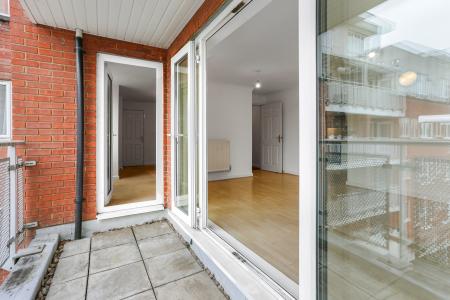 2 bedroom Flat for sale in 32 West Street, Sutton, SM1
