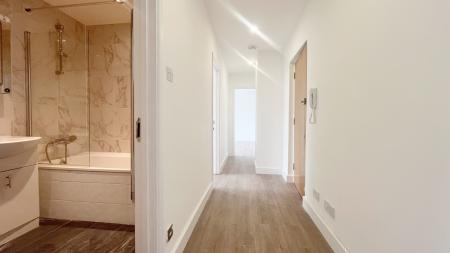 2 bedroom Flat for sale in 6 Whitehorse Road, Croydon, CR0