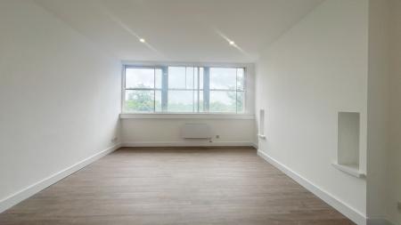 2 bedroom Flat for sale in 6 Whitehorse Road, Croydon, CR0