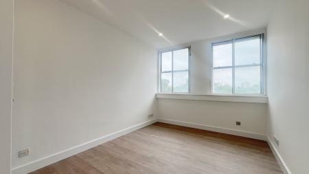 2 bedroom Flat for sale in 6 Whitehorse Road, Croydon, CR0