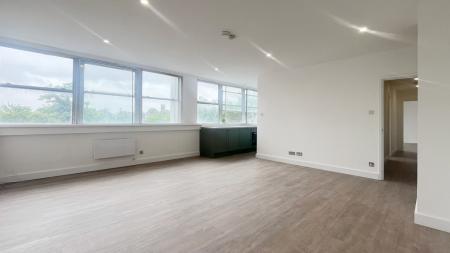 2 bedroom Flat for sale in 6 Whitehorse Road, Croydon, CR0
