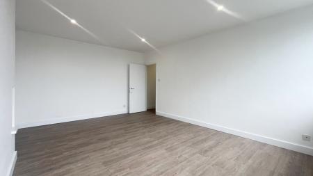 2 bedroom Flat for sale in 6 Whitehorse Road, Croydon, CR0
