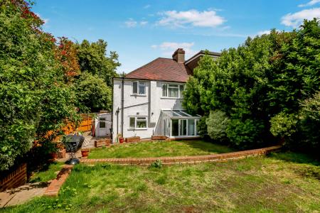3 bedroom Terraced House for sale in Rosswood Gardens, Wallington, SM6