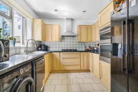 3 bedroom Terraced House for sale in Rosswood Gardens, Wallington, SM6
