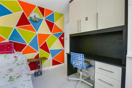 3 bedroom Terraced House for sale in Rosswood Gardens, Wallington, SM6