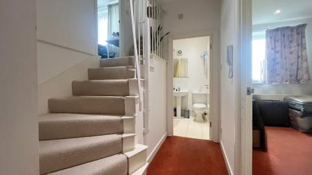 2 bedroom Flat for sale in 6 Whitehorse Road, Croydon, CR0