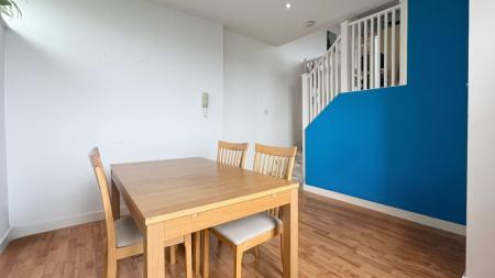 2 bedroom Flat for sale in 6 Whitehorse Road, Croydon, CR0