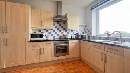 2 bedroom Flat for sale in 6 Whitehorse Road, Croydon, CR0